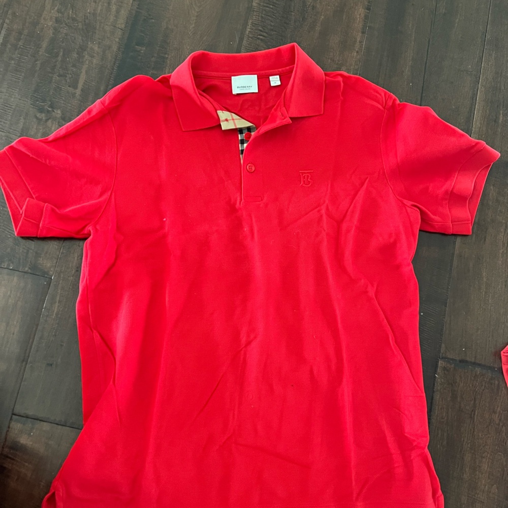 Men’s Medium Burberry collar shirt